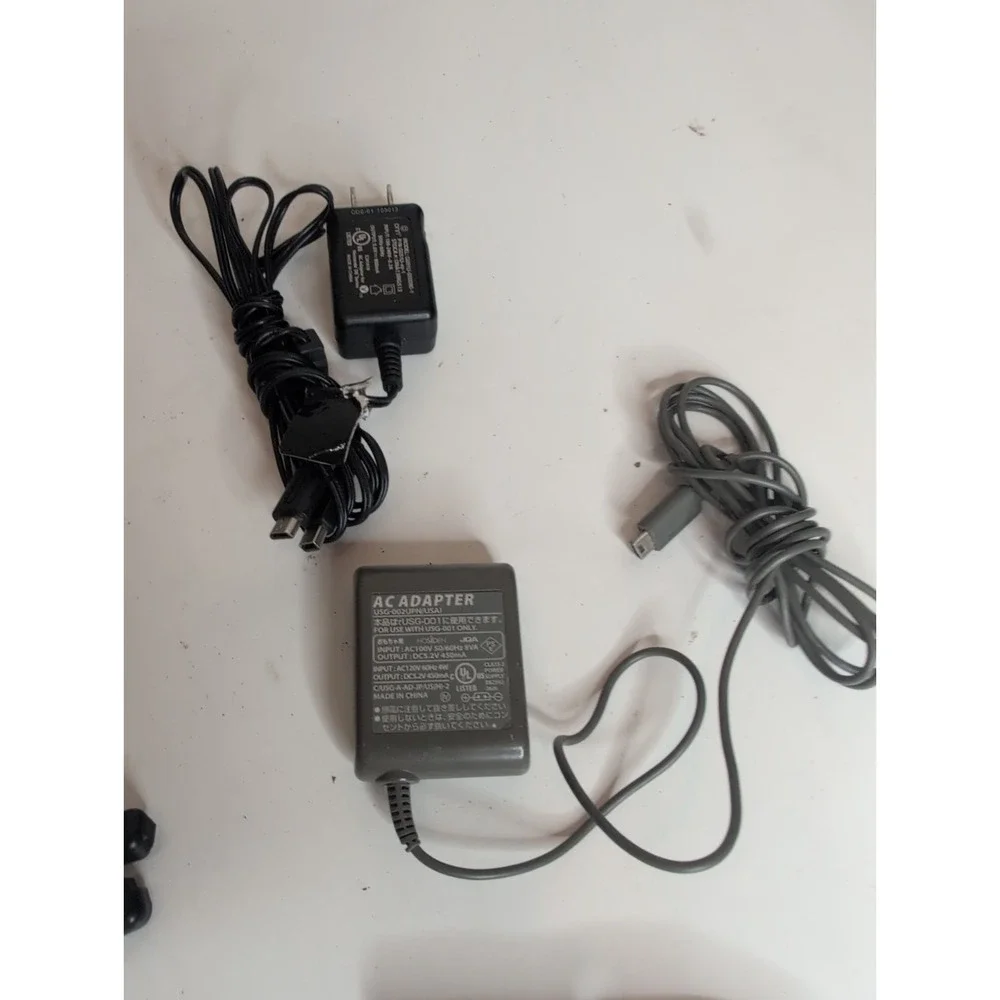 Nintendo DS Lite USG-001 Black Dual Screen Handheld Console NTSC-U/C Parts Only